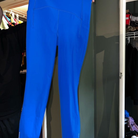 Swift Speed HR Tight Size 6: Lululemon - Picture 7 of 7